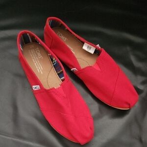 TOMS Womens Alpargata Red Canvas Slip On Flat Shoes Size 8.5 US NEW